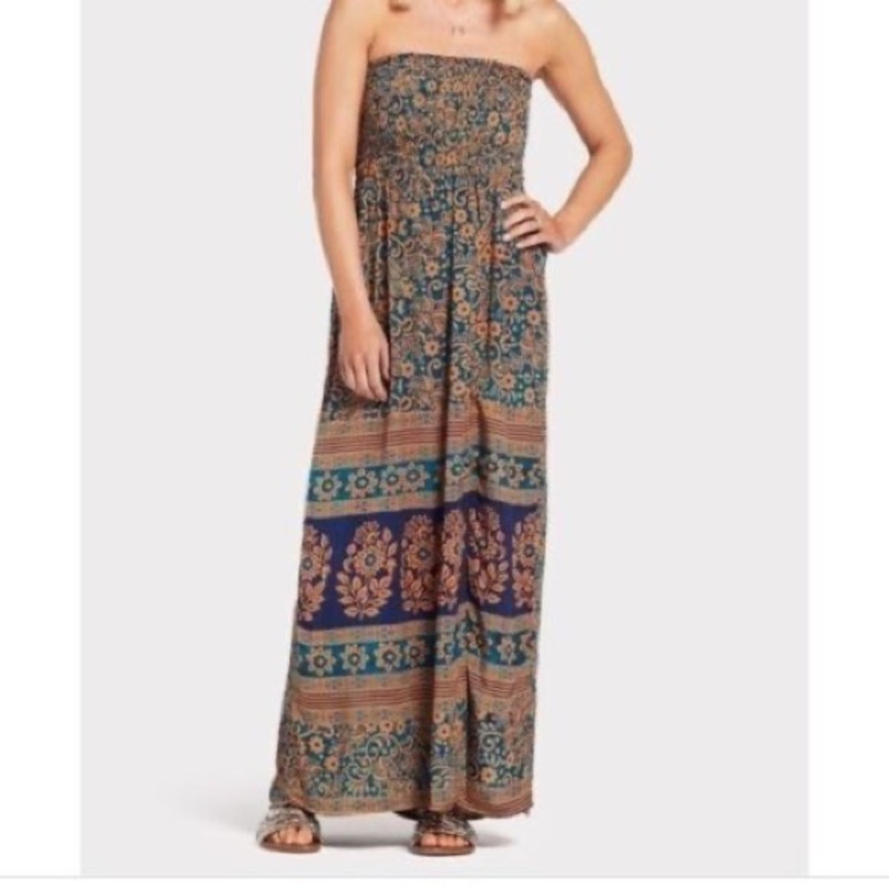 NWOT Raga strapples maxi dress in size small